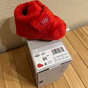 New Soft Bottom Red Uggs Size 0/1